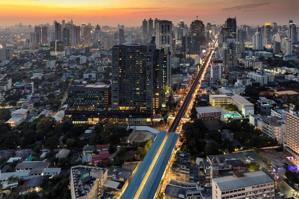 Twilight om bangkok city — Stockfoto