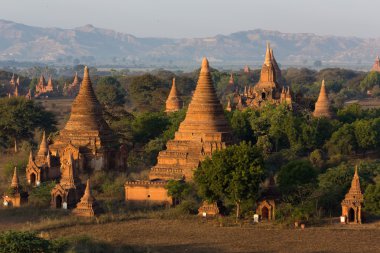 bagan Pagoda peyzaj