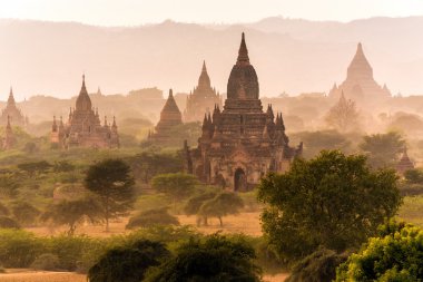 bagan Pagoda peyzaj