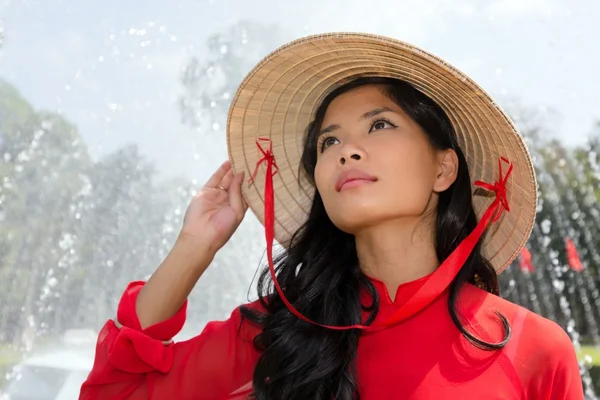 Retrato de mujer vietnamita — Foto de Stock