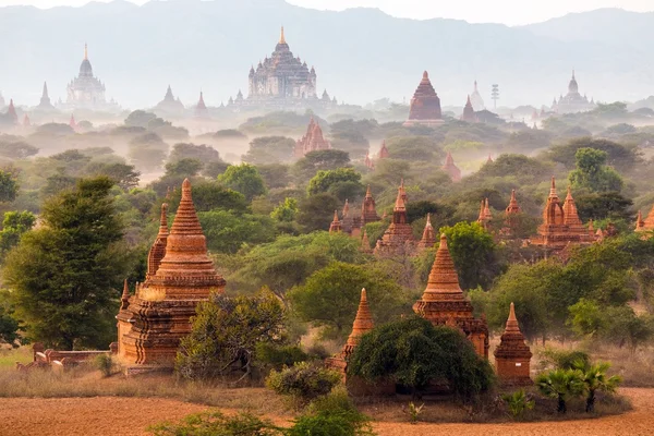 Paesaggio della pagoda a Bagan — Foto Stock