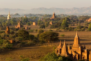 bagan Pagoda peyzaj