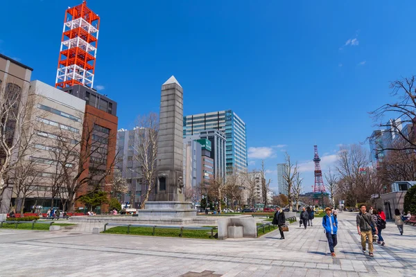 Ludzie o Odori park w Sapporo — Zdjęcie stockowe