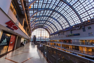 Sapporo fabrika kapalı alışveriş merkezi