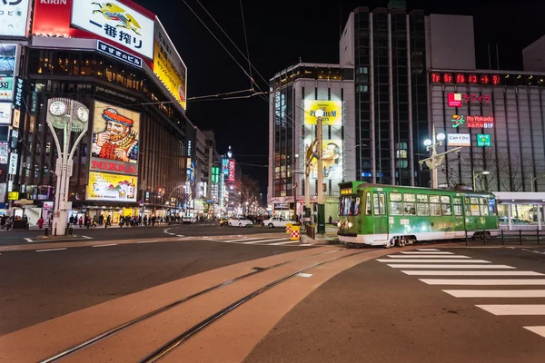 Város villamos Susukino metszéspontjában — Stock Fotó