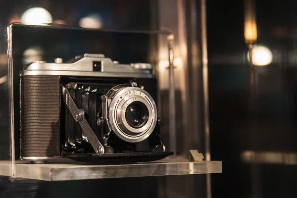 Antike alte Fotokamera — Stockfoto