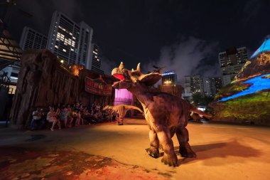 Dinozor Planet'de göster