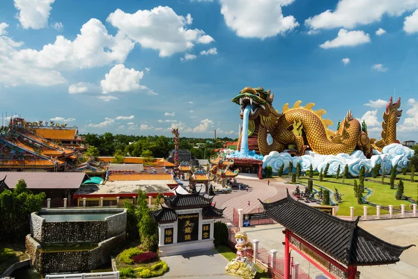 Vista aérea del santuario del pilar de la ciudad de Suphanburi —  Fotos de Stock