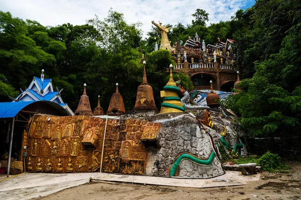 Wat Simalai Songtham en Kao Yai, Korat —  Fotos de Stock