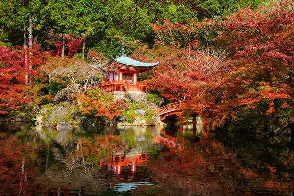 교토에가 단풍으로 Daigoji 사원 — 스톡 사진