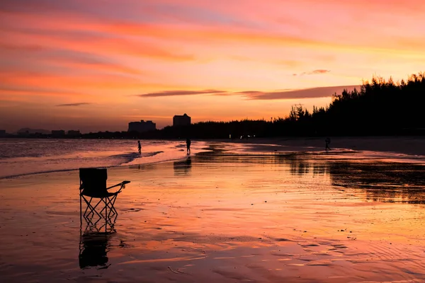 Silhouette Stuhl Strand Von Cha Phetchaburi Provinz Thailand Berühmtes Reiseziel — Stockfoto