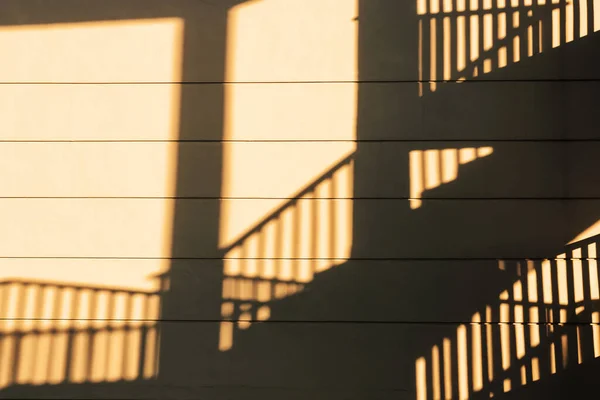 Architectural Shadows White Wall Building Staircase Sunrise Exterior Design Abstract — Foto de Stock