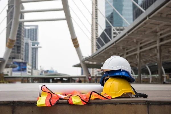 Sombreros Duros Seguridad Casco Proyecto Papel Plano Vestido Trabajador Piso — Foto de Stock