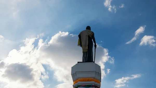 Rear Thao Suranaree Monument Sun Rays Blue Sky Korat Nakhon — Zdjęcie stockowe