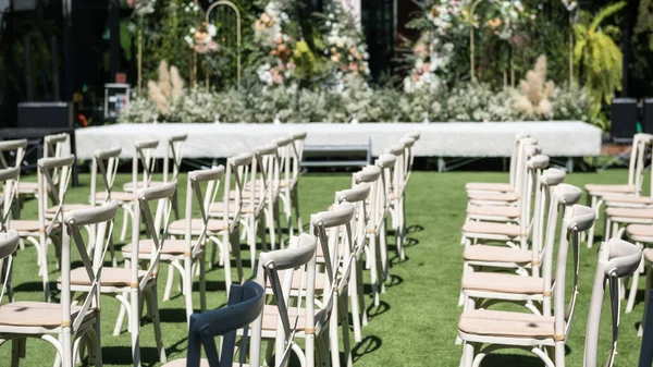 Chairs Decorated Flowers Outdoor Wedding Ceremony Garden — ストック写真