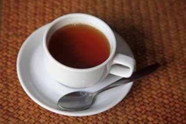 Bir fincan sıcak çay. 