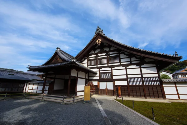 Вхід золотистий павільйон або Kinkakuji — стокове фото