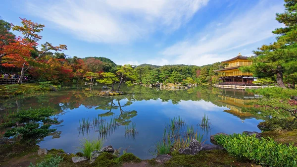 Świątyni Kinkakuji lub Złoty Pawilon w Kioto — Zdjęcie stockowe