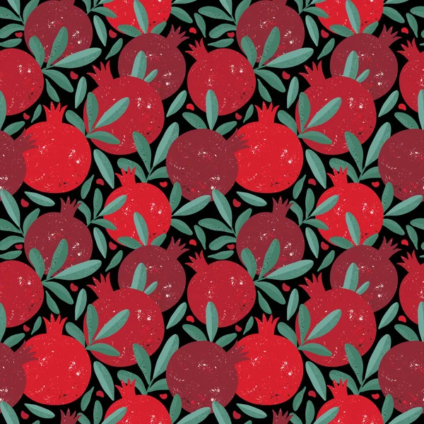 Patrón sin costuras con frutos de granada roja y semillas sobre fondo negro. Frutas tropicales jugosas. Papel pintado de diseño, tela, papel de envolver o decoración. Ilustración dibujada a mano en estilo vintage. — Vector de stock