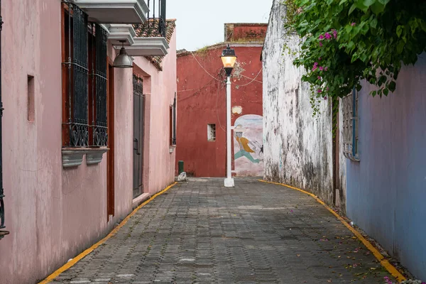 Tlacotalpan Veracruz Mexico Sierpnia 2021 Kolorowa Aleja Meksykańskim Mieście Kolonialnym — Zdjęcie stockowe
