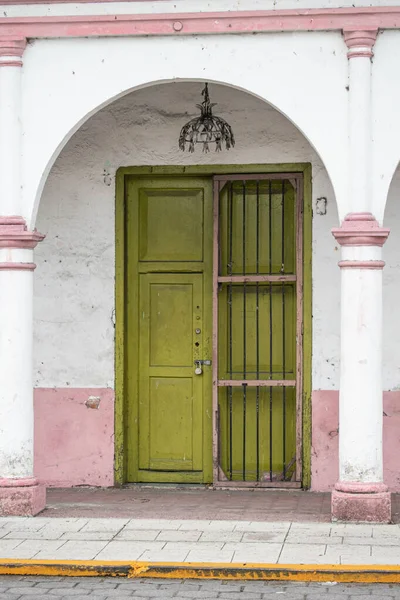 Fachada Una Casa Tradicional Blanca Rosa Tlacotalpan Veracruz México — Foto de Stock