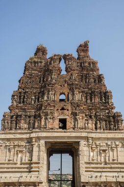 Hampi, UNESCO Dünya Mirası sitesini harabeye çevirdi