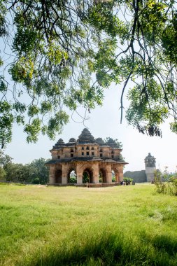 Hampi, UNESCO Dünya Mirası sitesini harabeye çevirdi