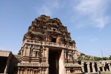 Hampi, Hindistan 'daki antik tapınağın kalıntıları - UNESCO Dünya Mirası sahası