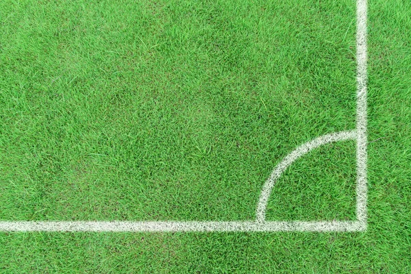 Άσπρα Σημάδια Γωνία Λωρίδα Ένα Γήπεδο Ποδοσφαίρου Πράσινο Γρασίδι Κορυφαία — Φωτογραφία Αρχείου