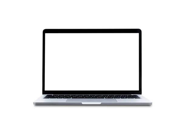 Boş ekran beyaz arkaplanda izole edilmiş modern dizüstü bilgisayar.