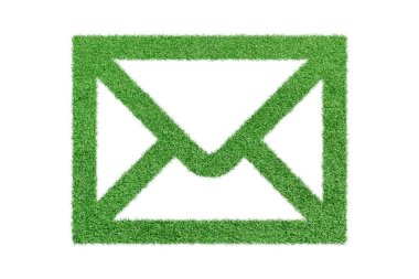 Posta simgesi, beyaz arkaplanda izole edilmiş yeşil çimenden yapılmış zarf.