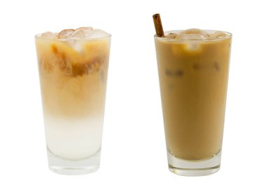 beyaz arkaplanda buzlu latte