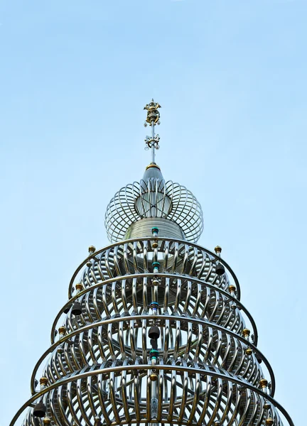 Rostfritt stål Pagoda på rostfritt stål Temple, Hatyai, Thail — Stockfoto