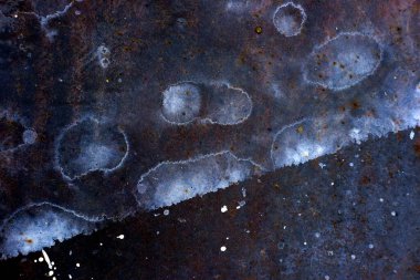 pas desenli grunge metal plaka