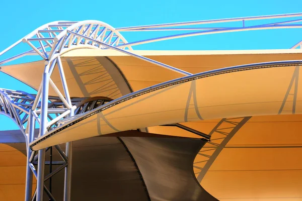 Soyut modern mimari arka plan. soyut açık çelik iç döşeme.