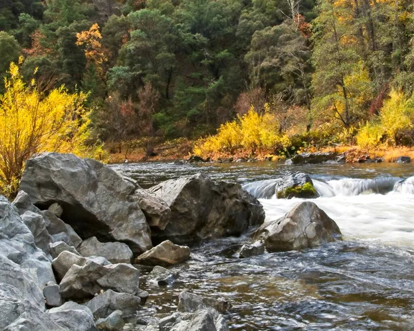 Water Cascades Boulders Trinity River Autumn — Stock Photo, Image