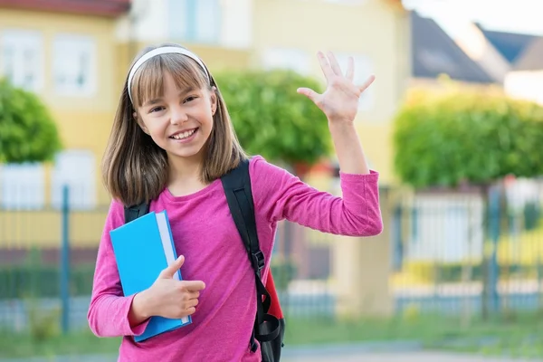 Mädchen zurück zur Schule — Stockfoto