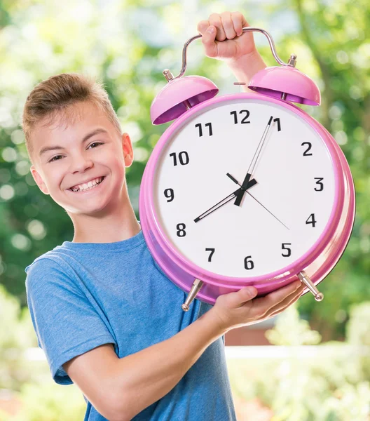 Ragazzo torna a scuola — Foto Stock