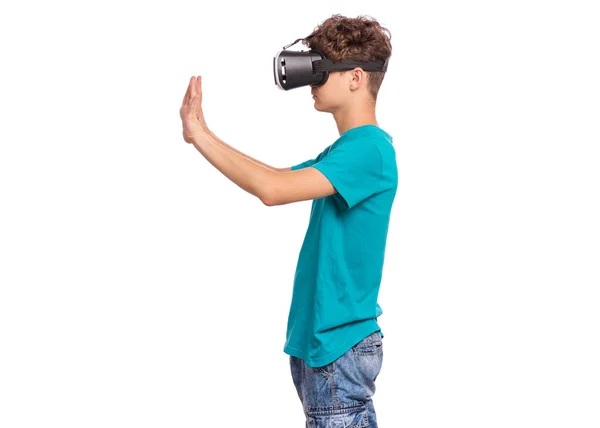 Niño adolescente con gafas VR Fotos de stock libres de derechos