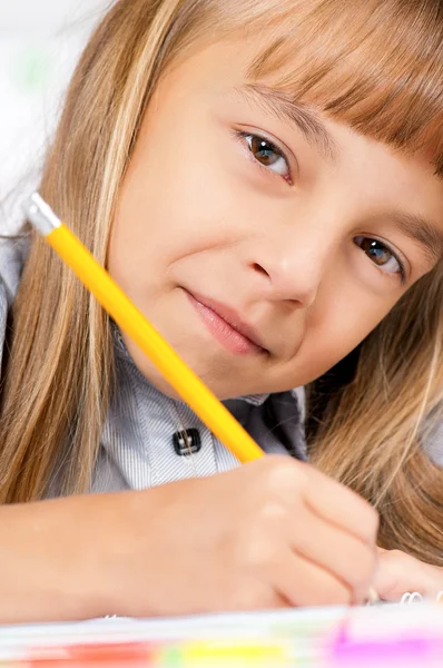 Girl doing homework — Stock Photo, Image