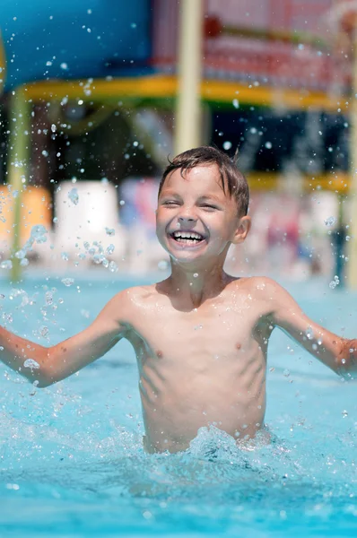 Niño feliz. — Foto de Stock