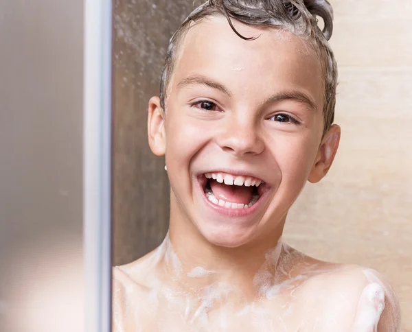 Kinderen in badkamer — Stockfoto