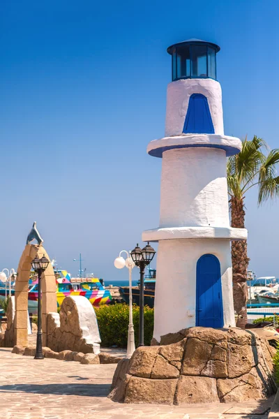 Edificio blanco de estilo local, Mykonos, Grecia — Foto de Stock