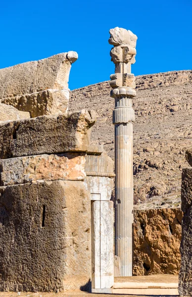 Saal der hundert Säulen in Persepolis, iran — Stockfoto