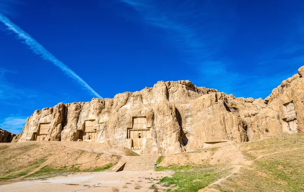 Antiguas tumbas de reyes aqueménidas en Naqsh-e Rustam en Irán — Foto de Stock
