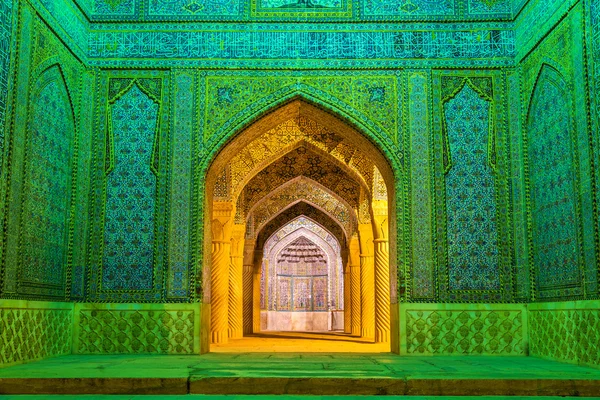 Entrance of Vakil Mosque in Shiraz, Iran — Stock Photo, Image