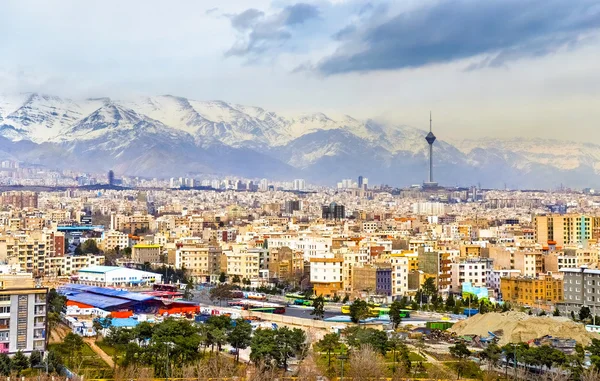 Blick auf Teheran vom Azadi-Turm — Stockfoto