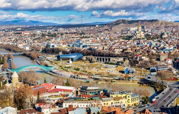 Pohled na Tbilisi od Narikala pevnost — Stock fotografie