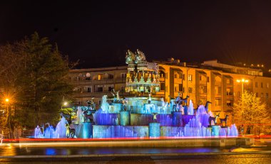 Kutaisi, Gürcistan'daki Kolkhida çeşme