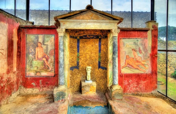 Schilderijen in het huis van Loreius Tiburtinus - Pompeii — Stockfoto